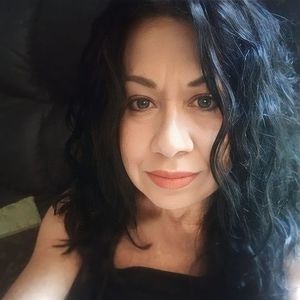 Meet your Posher, Sherry